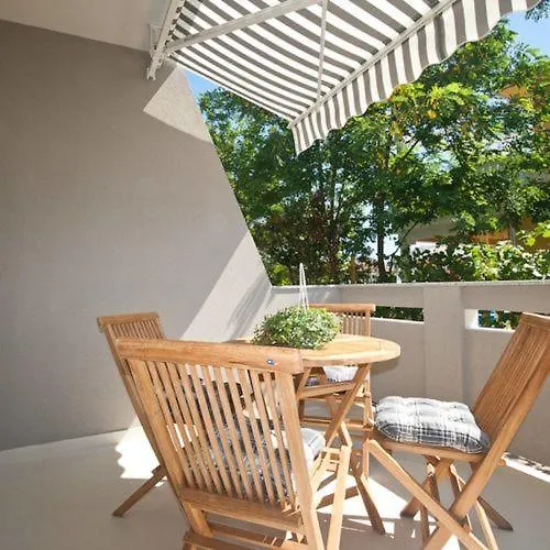 Apartments Nathalie Baska Croatia